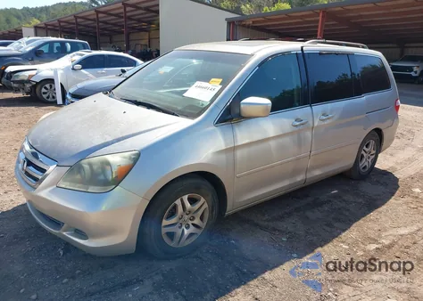 2005 Honda Odyssey Ex-L from USA, damaged, VIN 5FNRL38715B083304
